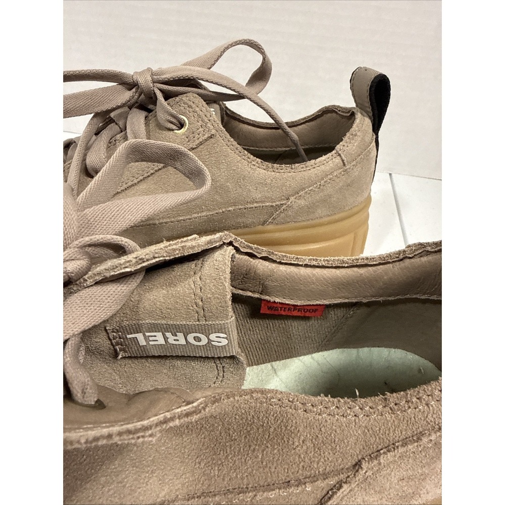 SOREL Waterproof Suede  Sneaker lifted Beige Rubber Sole Round Toe women's 10.5 - Picture 2 of 11